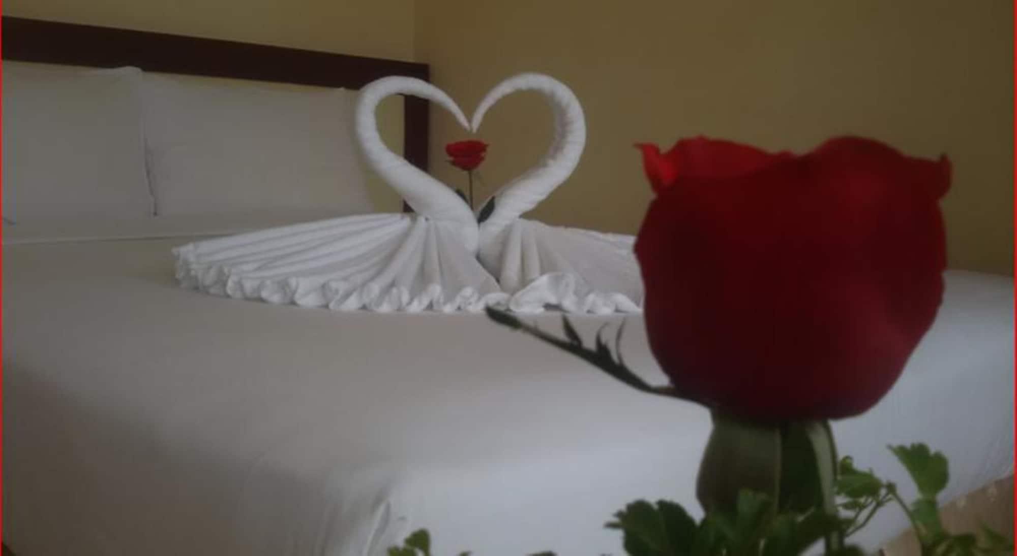 Hotel Tay Ho 껀터 외부 사진